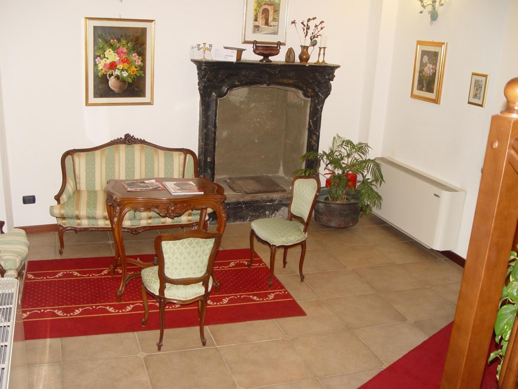 Hotel Centrale Беладжо Екстериор снимка