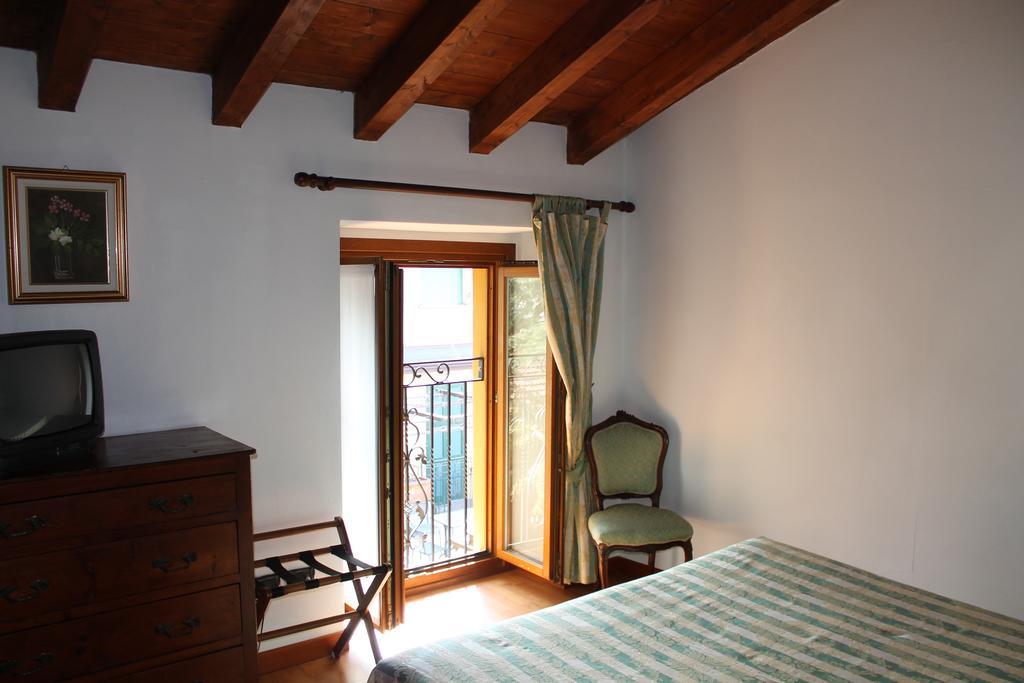 Hotel Centrale Беладжо Екстериор снимка