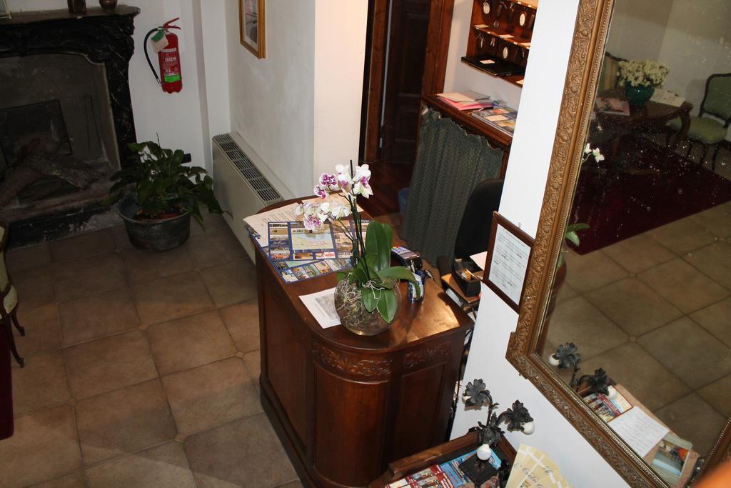 Hotel Centrale Беладжо Екстериор снимка