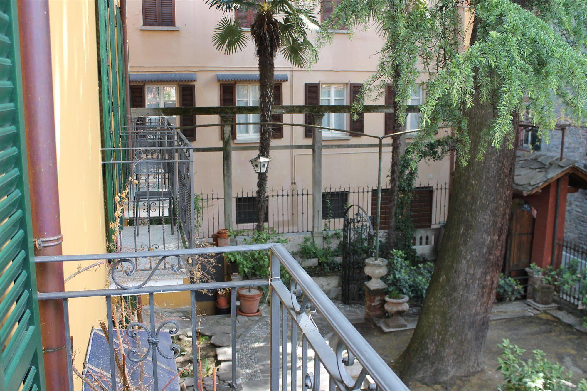 Hotel Centrale Беладжо Екстериор снимка